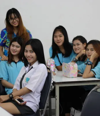 International students learning Mandarin Chinese together in group classes at RPL School Beihai